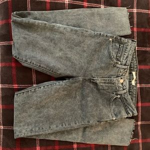 721 High Rise Skinny Jeans w/Frayed hem (NWOT)